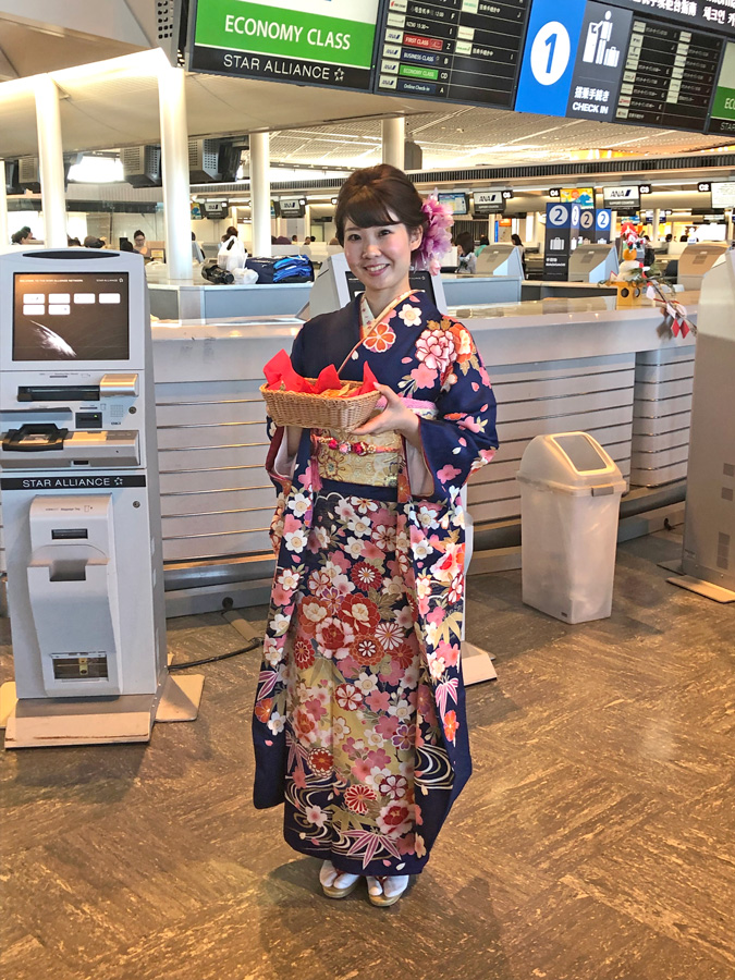 成田国際空港　新年1/1晴れ着での窓口サービスに今年度も協力いたしました