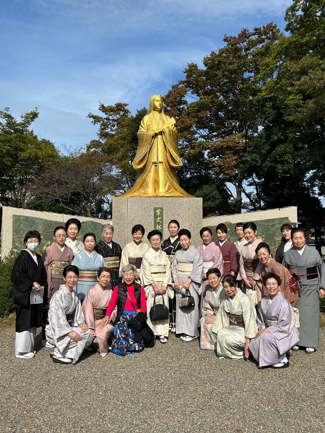 「越前の伝統美・伝統工芸を世界に、未来に」トークセッション＆十二単ショー開催！