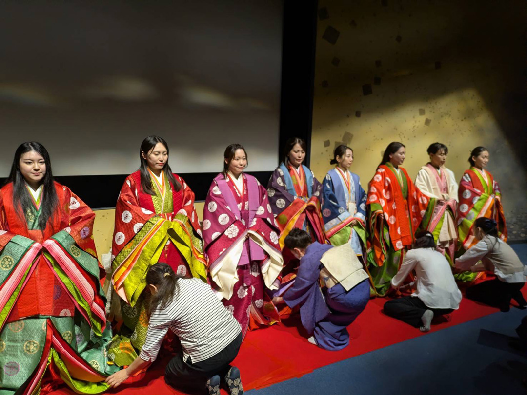 三重県誕生150周年「斎王まつり」でたどる斎宮跡の足跡《 歴代斎王13名に十二単の衣裳着装協力！》