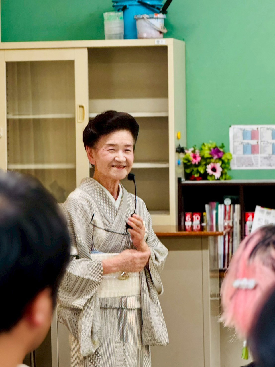 愛知サマーセミナー「本物の十二単!教室で見た平安時代」開催